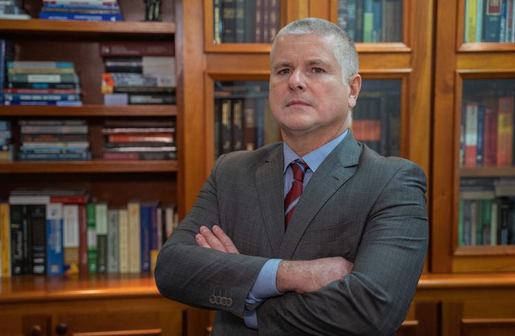 Professor da FDSM publica artigo na Revista Fórum de Direito Financeiro e Econômico