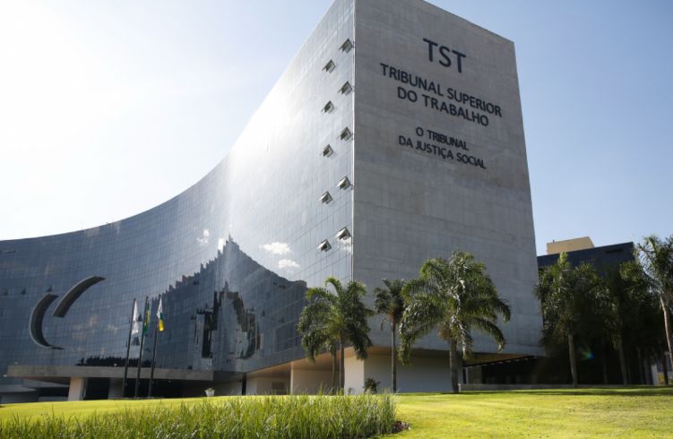 FDSM lança curso sobre Precedentes Vinculantes do TST 