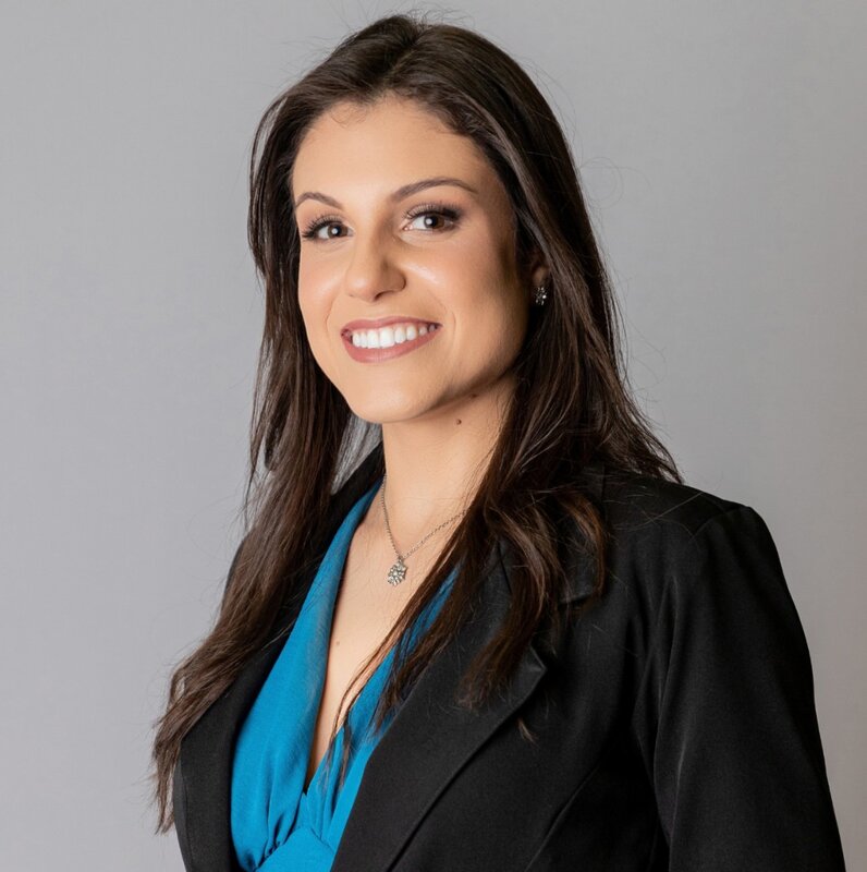 Letícia Maria Resende